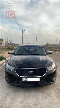 Ford Taurus